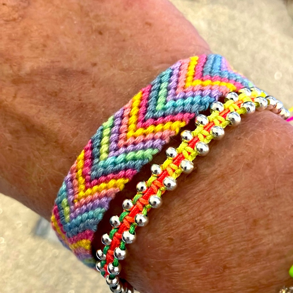 New Super Cute Wider Macrame Surf Boho Festival Bracelet Multicolor